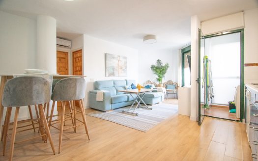Apartment for sale in private urb. with pool and close to beach ID a0t7l
