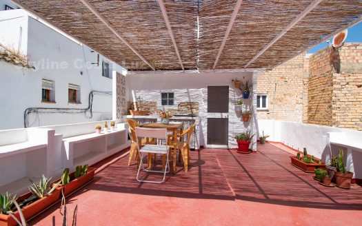 Lovely townhouse with spectacular views in Arcos de la Frontera ID a0r6c