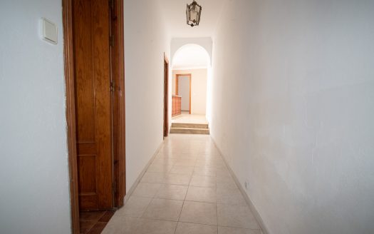 For sale large townhouse in Vejer de la Frontera ID v2e3j
