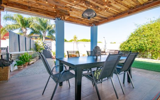 Lovely villa with private pool and apartment for sale in Puerto Santa María ID p0s6m