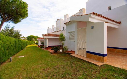 Townhouse for sale in private urbanization close to beach and golf ID l1a6l