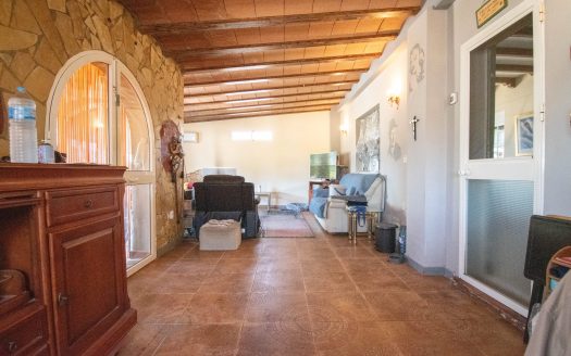 Large villa with pool for sale in Chiclana ID p4h0u