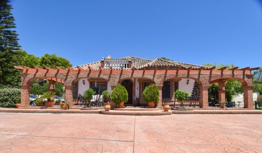 Beautiful finca in Medina Sidonia with stunning views m0e9d