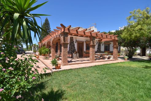 Beautiful finca in Medina Sidonia with stunning views m0e9d