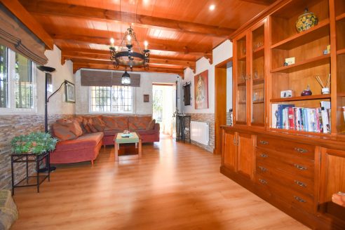 Three houses for sale in Chiclana with large grounds and pool ID r1a2n